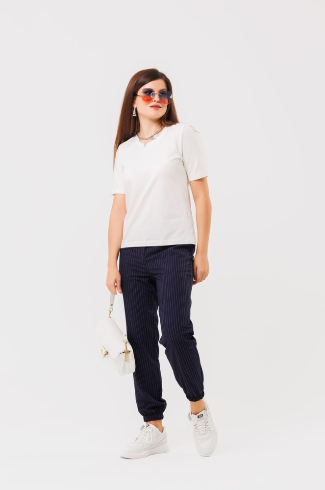 132427_молочный_2 футболка , 132451_синий брюки